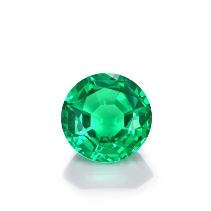 Loose Emerald Gemstone. Round cut in various sizes