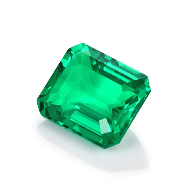 Loose Emerald Gemstone. Classic rectangular cut in various sizes