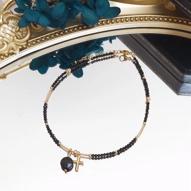 Black Spinel Summer Chic Anklet Deep black with Gold Plate.