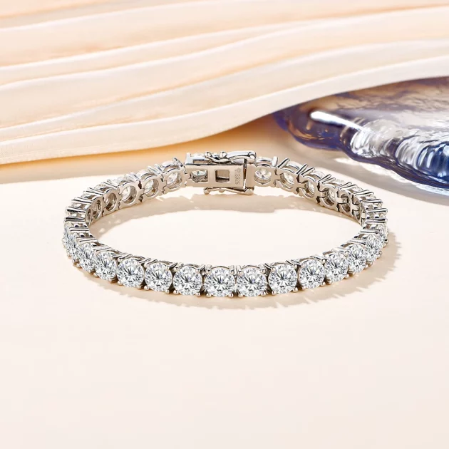 Moissanite Bracelet Round cut set in White Gold or Rhodium plate.