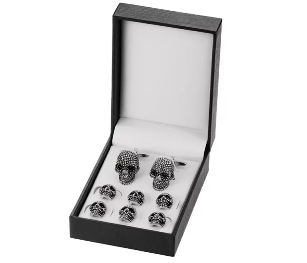 Vintage Cufflinks Skull set in Sterling Silver.