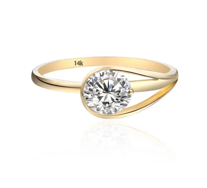 Sophisticated Brilliant Cut Moissanite Ring in Pure Gold