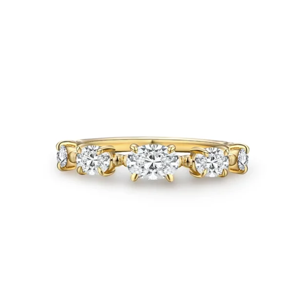 Captivating Oval Cut Moissanite Ring in Pure Gold