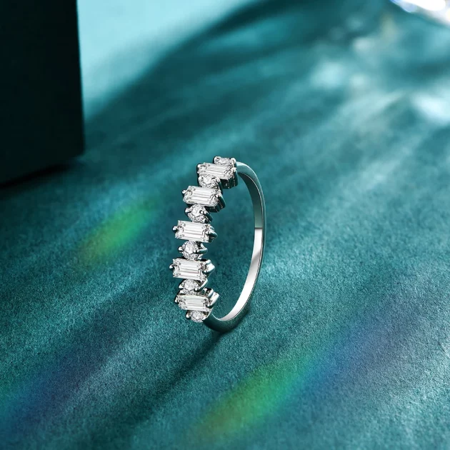Dazzling Round and Baguette Cut Moissanite Ring in Pure Gold
